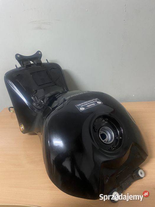 Kawasaki GTR 1400 Bak Zbiornik Pompa Paliwa wielkopolskie Poznań