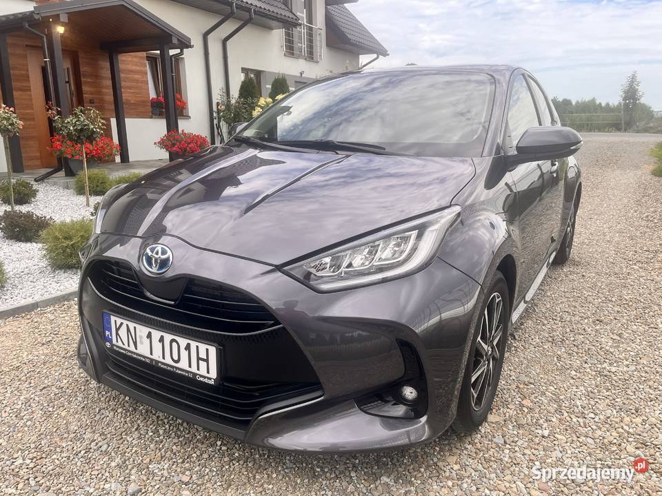 Toyota Yaris Comfort Style Tech asystent pasa ruchu Nowy Sącz