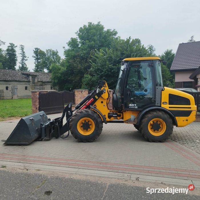 Ładowarka przegubowa JCB 407 kołowa 2021r Cat łódzkie