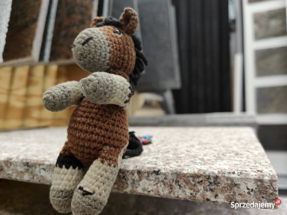 Stopień granitowy G664 Królewski Brąz pomorskie Gdynia