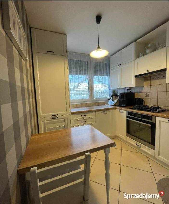 3pok 63met osiedle Kopernika PIWNICAKOMÓRKAWINDA