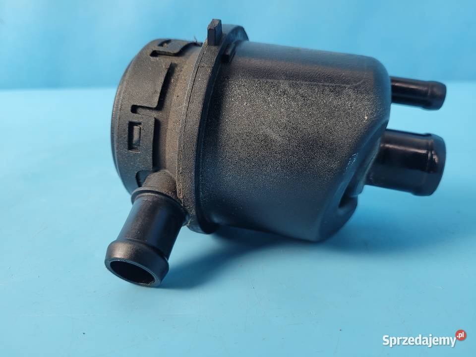 DEUTZFAHR 6130 TTV ODSTOJNIK OLEJU 001975140 Kolno