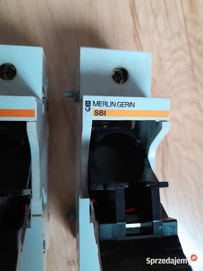 Rozłącznik bezpiecznikowy Merlin Gerin SBI 22x58 dolnośląskie