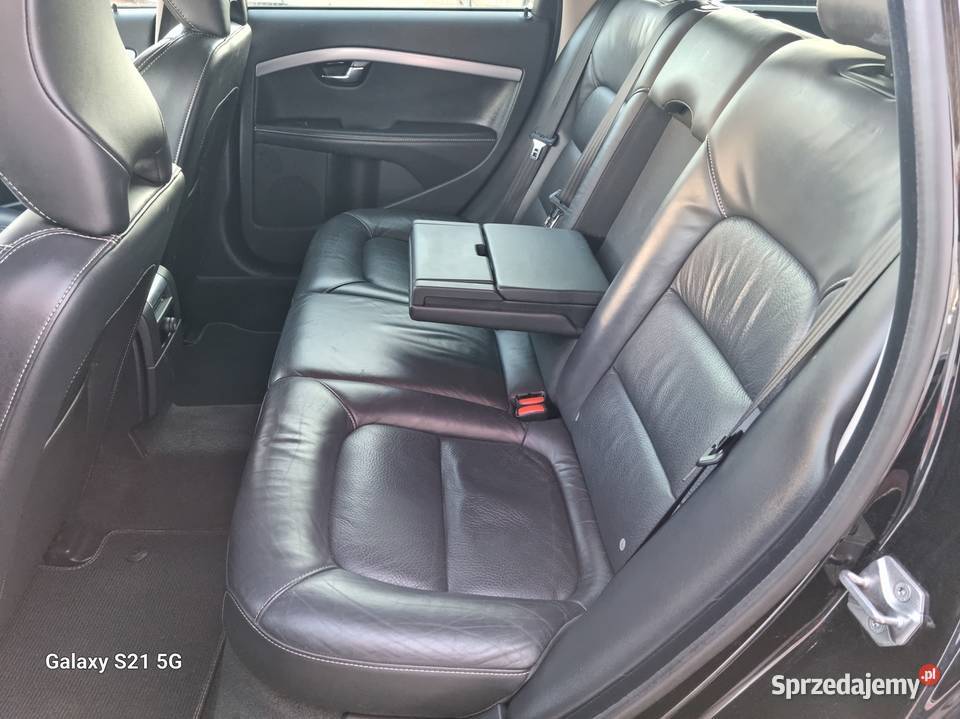 Volvo V70 20 D3 150 skóra nawigacja alufelgi skórzana tapicerka