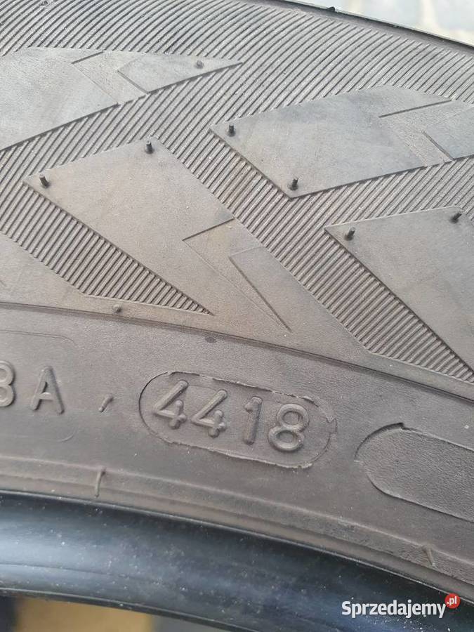 Opony zimowe Nokian Weatherproof XL 215 55 16 Nokian Mrozy