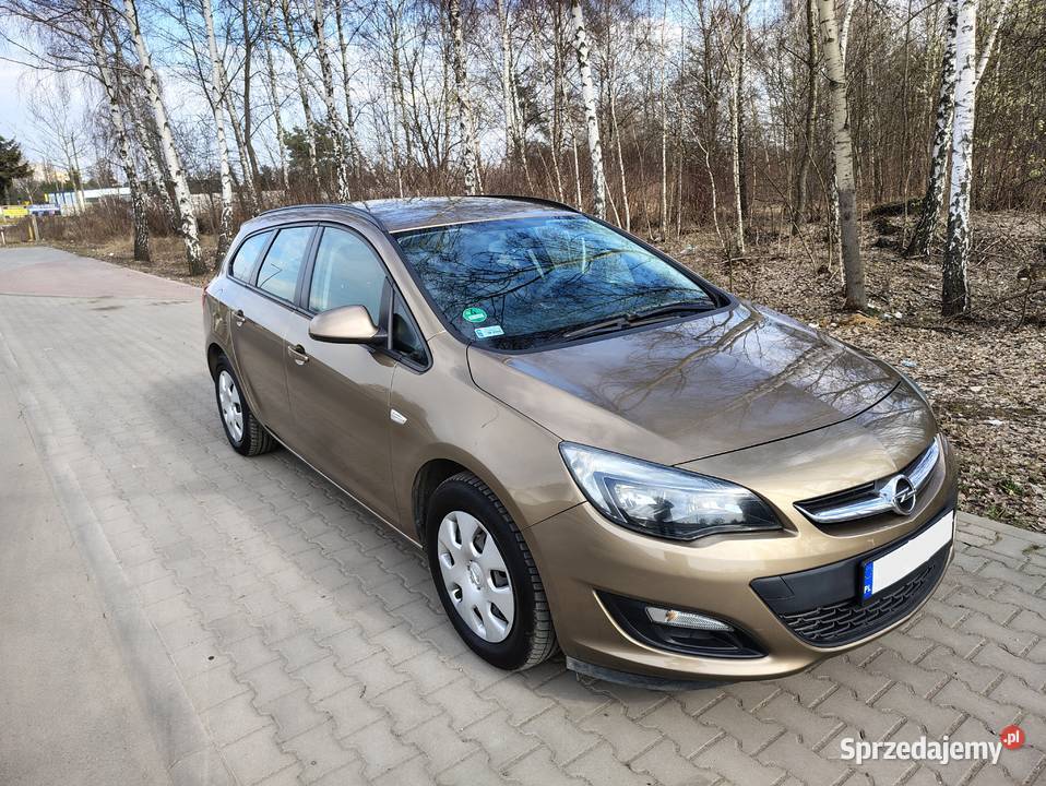 OPEL Astra J Sports Tourer 17 CDTI Świętochłowice