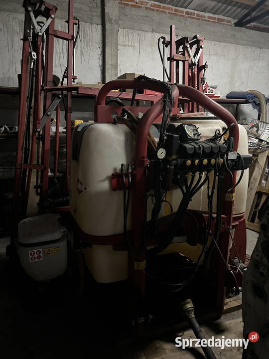 Opryskiwacz Kuhn Atasa 800L Amazone Unia Bury
