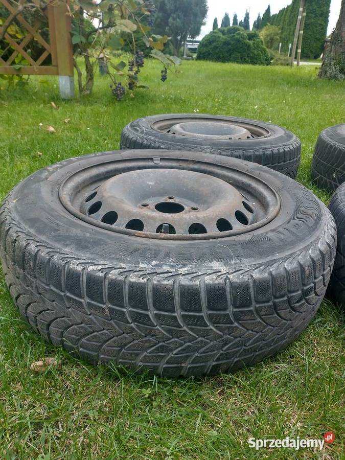 Koła 15 4x100 felgi stalowe opony zimowe Jaworzno sprzedam