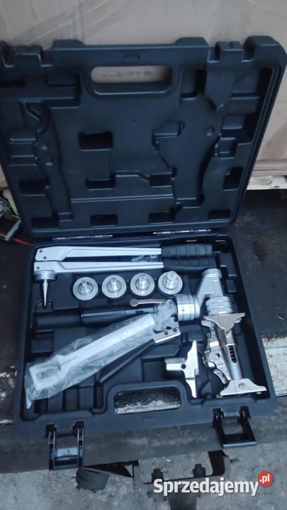 Zestaw hydraulicznych szczypiec do zaciskania Książ Wielkopolski