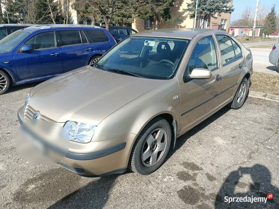 Sprzedamzamienię Volkswagena Bora 1 6 mpi z Konin