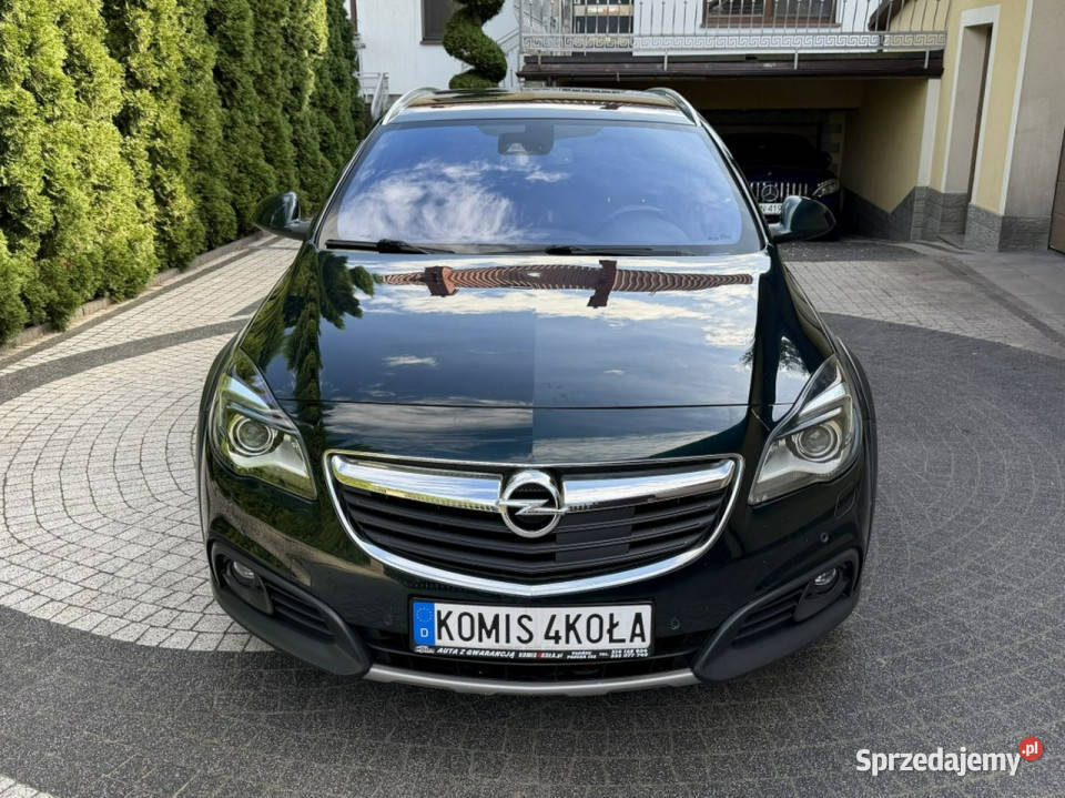 Opel Insignia Country Tourer Automat 4x4 195