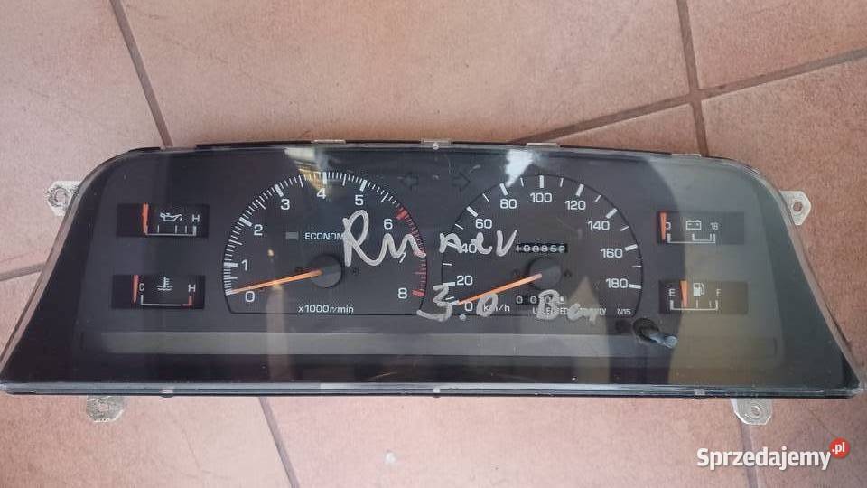 Licznik zegary TOYOTA 4RUNNER HILUX 30 V6 90 osobowe Rakoniewice