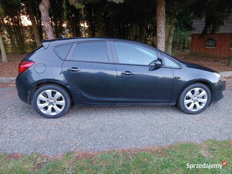 Opel Astra J 2012 17 eko stratstop lampy LED Hrubieszów