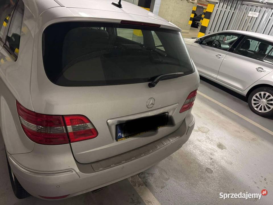 Mercedes Benz B klasa b160 2010 Rok produkcji 2010 Białystok