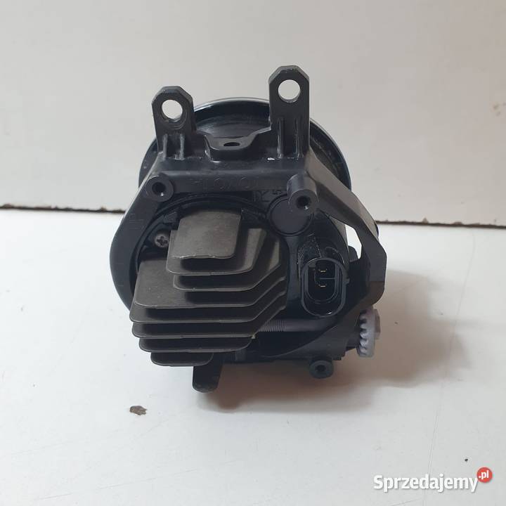 LEXUS IS III HALOGEN LED PRAWY PRZÓD MDE1313794R Międzychód sprzedam