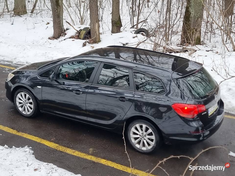 Opel Astra J 2012 16 Benzyna Gaz Rok produkcji 2012 Chełm