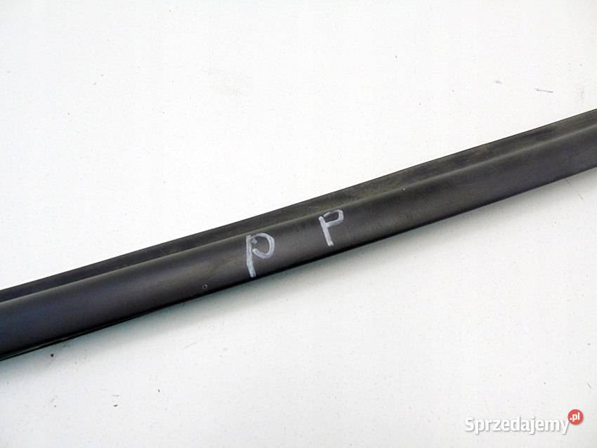 Uszczelka parapet zewnętrzny szyby prawy przód osobowe Sosnowiec