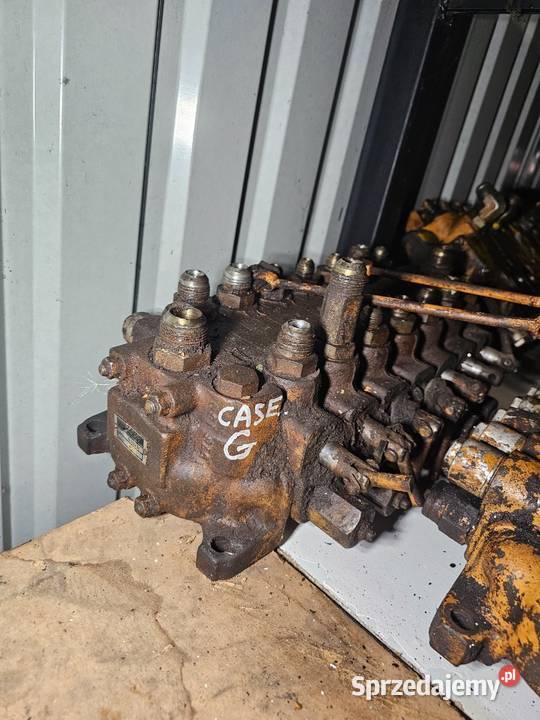 7sekcyjny blok zaworów sterujących Case 580G pomorskie