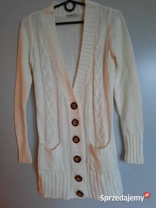 Sweter Terranova z guzikami sprzedam