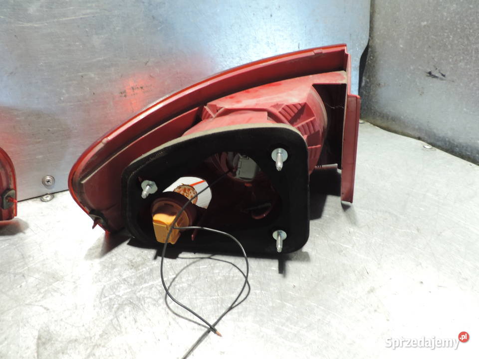 LAMPA PRAWY TYŁ SEAT ALTEA XL