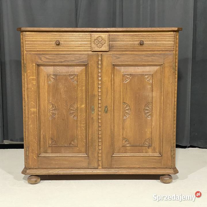 Rzeźbiona komoda w rustykalnym stylu lity dąb