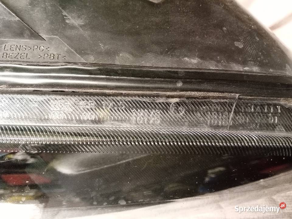 Lampa przednia prawa Ford Focus 2 Oświetlenie Sobótka