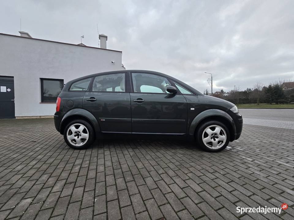 Audi A2 14 benzyna Climatronic Kameleon Rok produkcji 2000 Kwidzyn