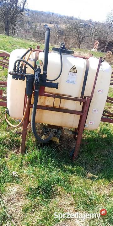 Sprzedam opryskiwacz 300l Brzesko