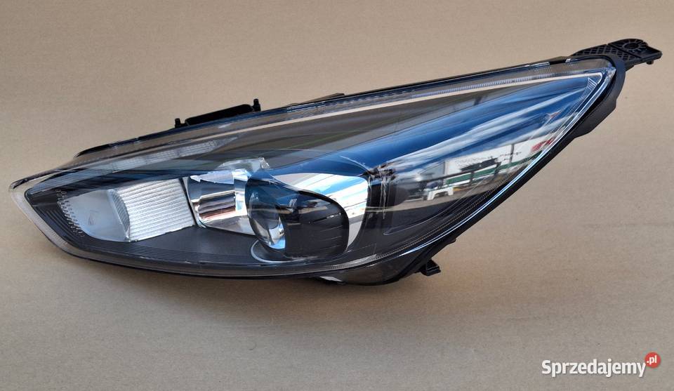 FORD FOCUS MK3 LIFT REFLEKTOR BIXENON LEWY LAMPA