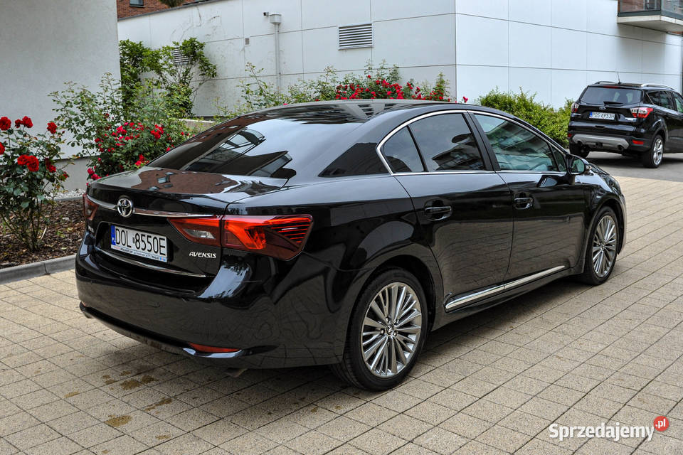 Toyota Avensis 20d 143 Salon 1 właściciel Lift