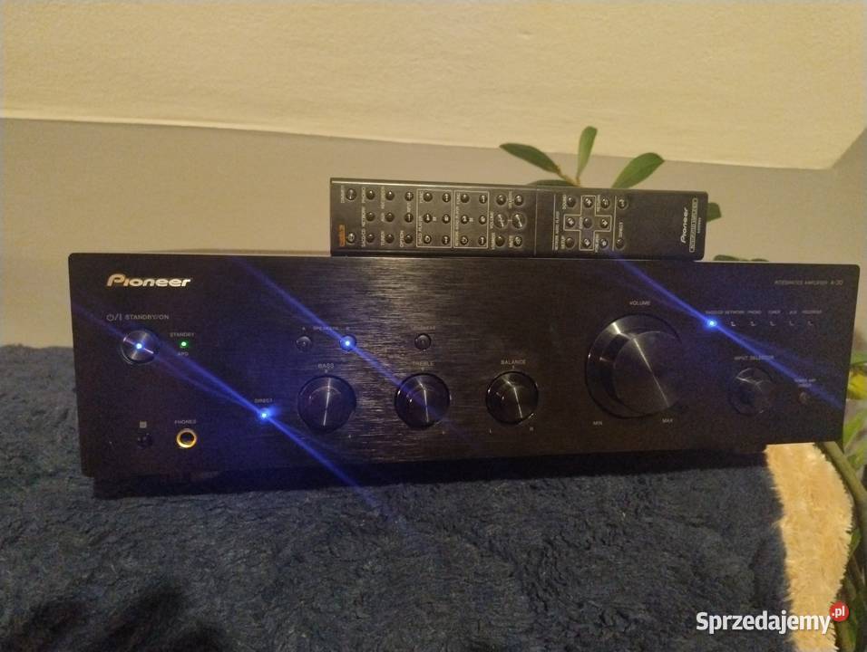 Wzmacniacz Pioneer a 30 k z pilotem sprzedam