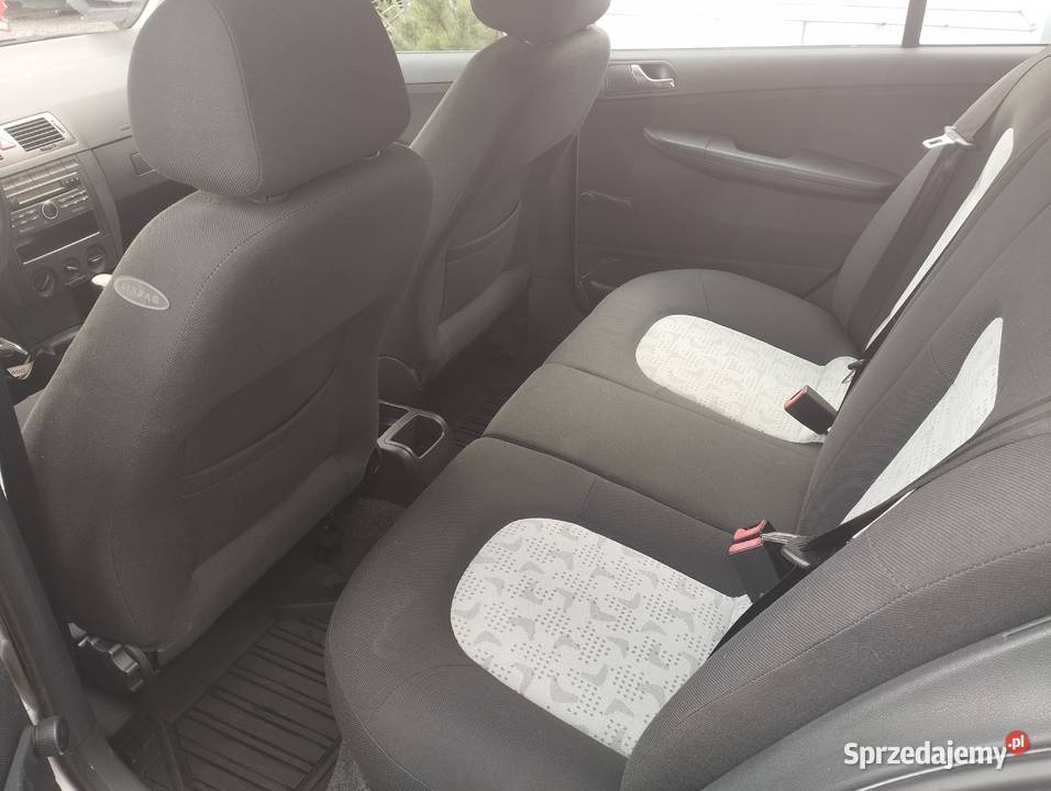 Skoda Fabia 12 Benzyna Klima PT i OC do 122026 4/5 Warszawa sprzedam