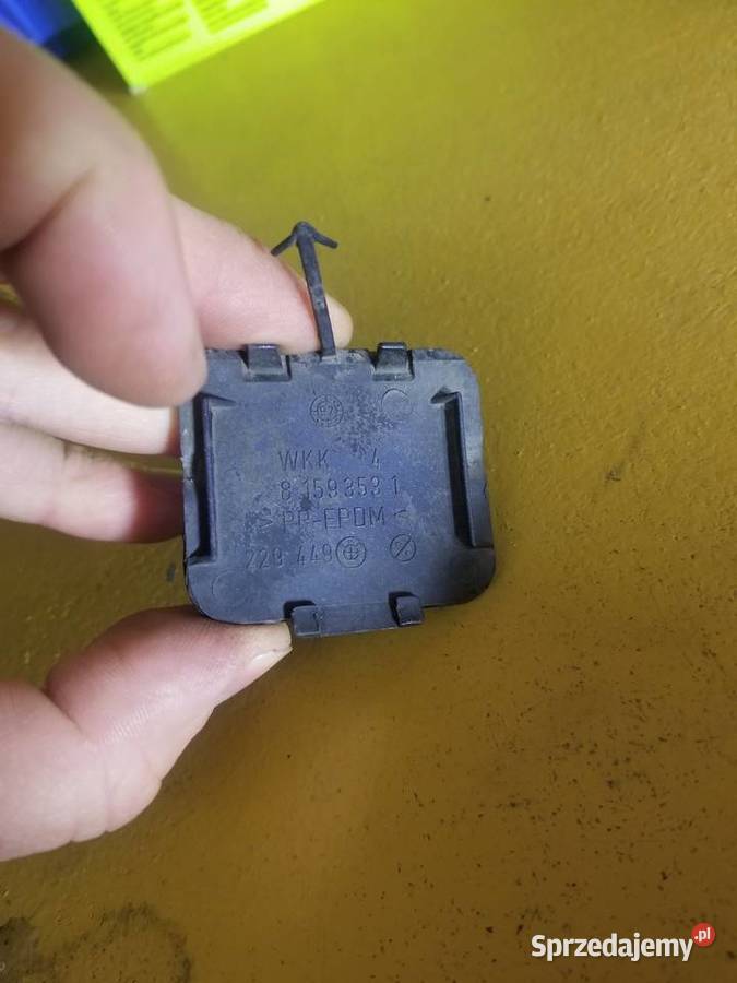 Zaślepka haka holowniczego bmw e39 przedni zderzaki Części samochodowe Kraków