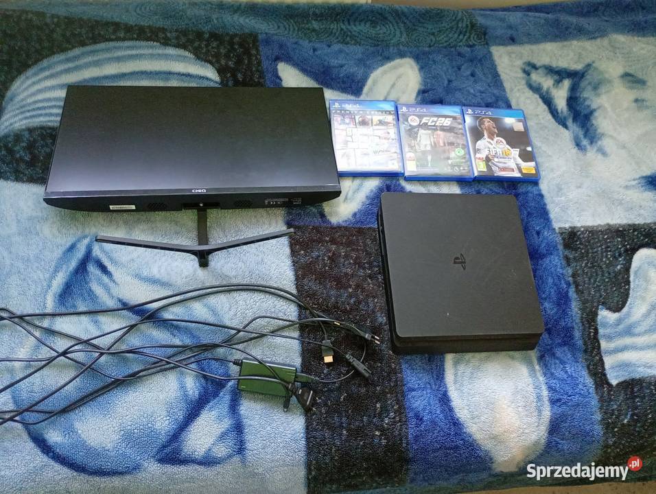 Konsola PlayStation 4 slim okablowanie 3 gry świętokrzyskie