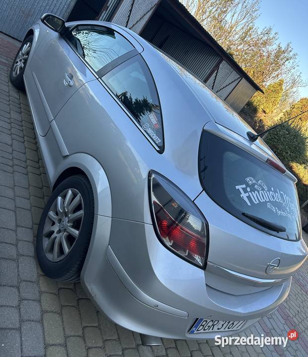 Opel Astra GTC Rok produkcji 2008 sprzedam