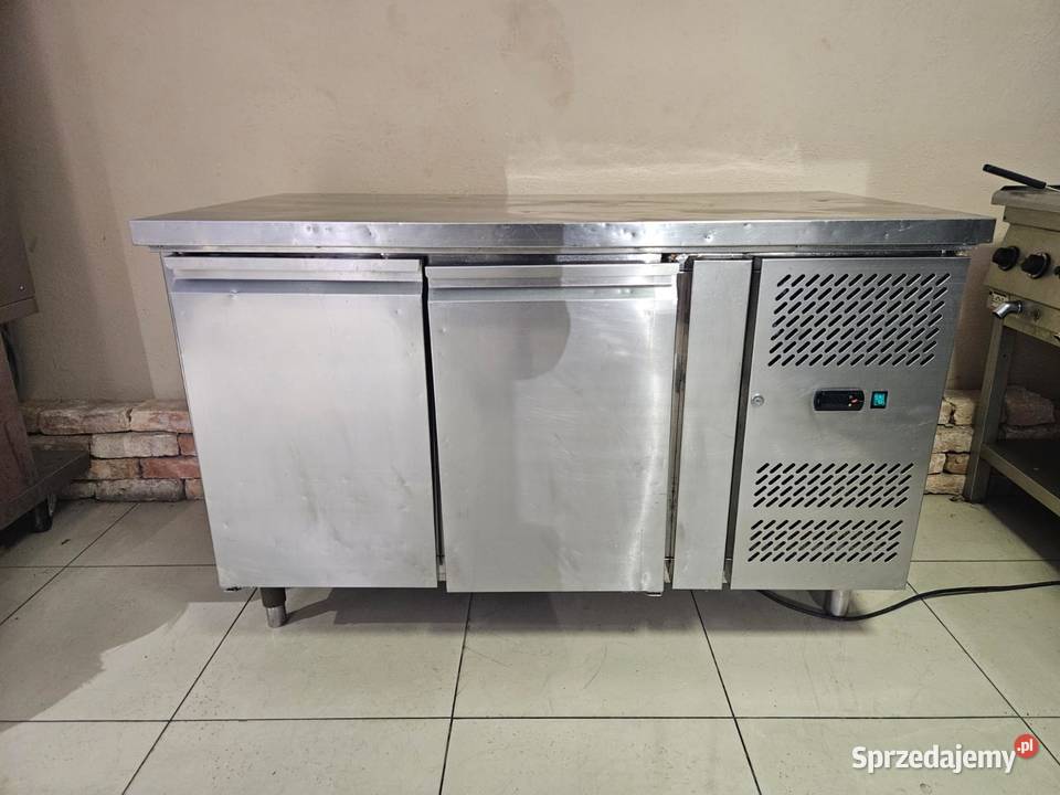 Stół chłodniczy 2 drzwiowy Stalgast 136 x 70