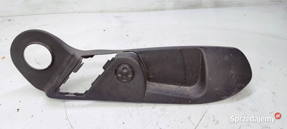 OSŁONA ZAŚLEPKA FOTELA PRAWA AUDI A4 B6 8301930 śląskie