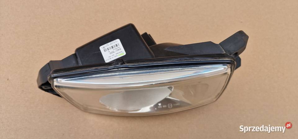 RENAULT GAMA T RANGE HALOGEN PRAWY 892252916 ciężarowe