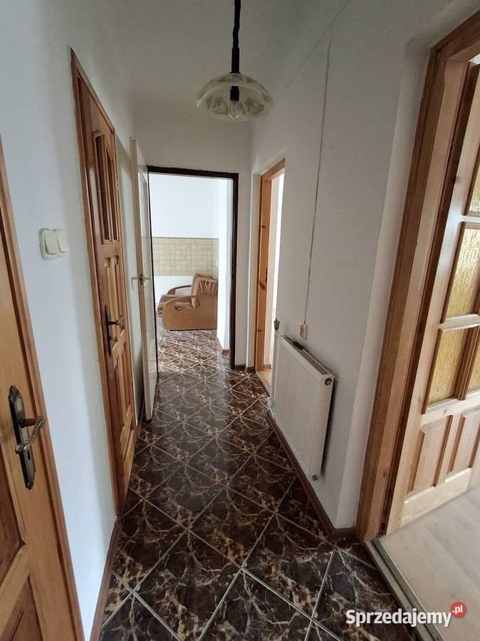 Sprzedam własnościowe mieszkanie w Piaskach Piaski