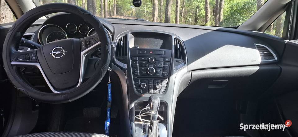 Opel Astra Notchback 16 Turbo 170 Automat 2014 r 1600cm3 mazowieckie Pruszków