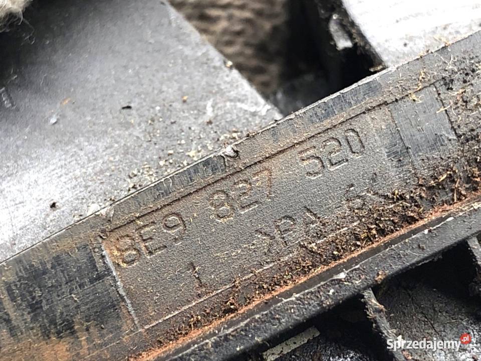 ZAMEK KLAPY TYŁ AUDI A4 B6 Hatchback 8E9827520 Zamki, wkładki i kluczyki