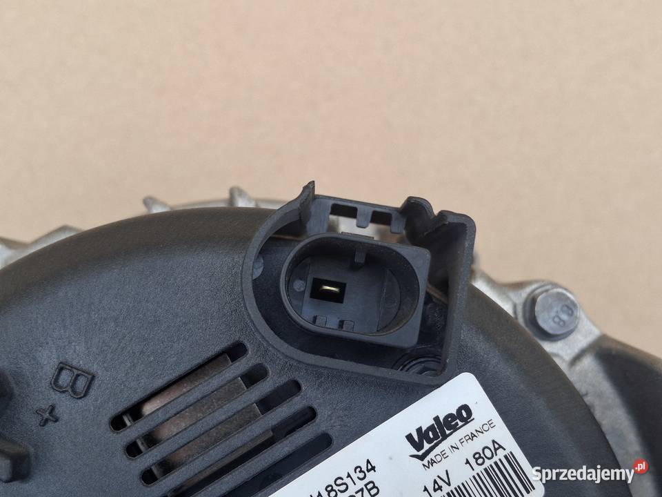 IVECO DAILY 14 23 ALTELNATOR 180A VALEO ORYGINAŁ dostawcze Bieleń