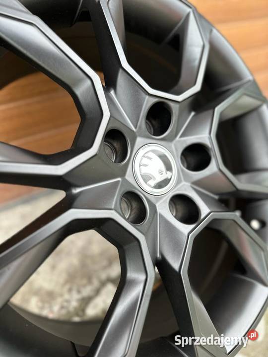 NOWE Felgi Aluminiowe 17 CARBONADO x Skoda VW Orzesze