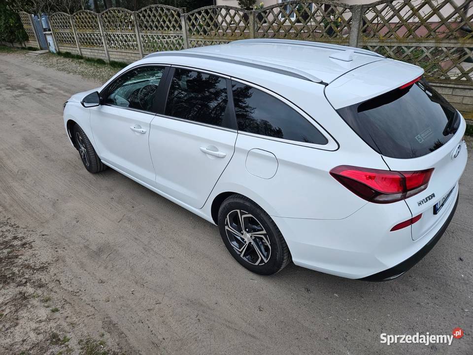 Hyundai i30 Kombi 15 DPI 110 Comfort 2021 39 000 Wolica sprzedam