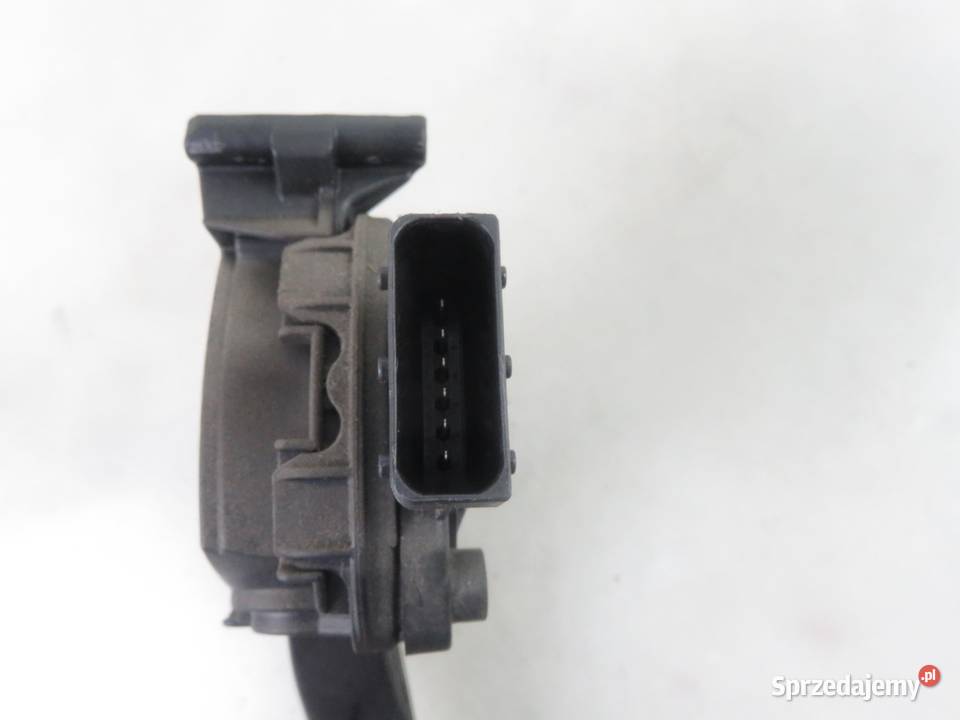 POTENCJOMETR GAZU OPEL ASTRA IV J 17 CDTI osobowe sprzedam