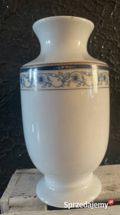 Wazon wazonik porcelana Karolina