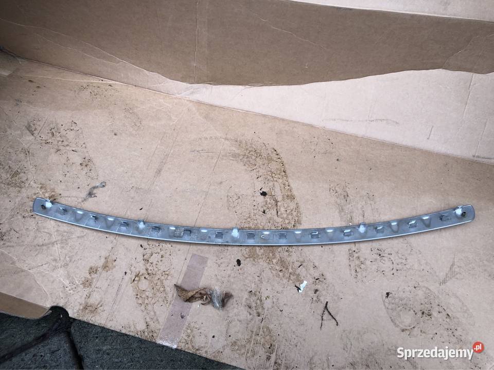 MERCEDES GLA W156 LISTWA CHROM ZDERZAK TYŁ Kozy