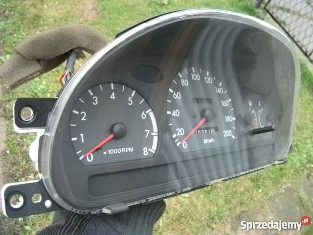 Licznikzegary Hyundai Accent 13 97r Wyposażenie wnętrza Tarnowskie Góry