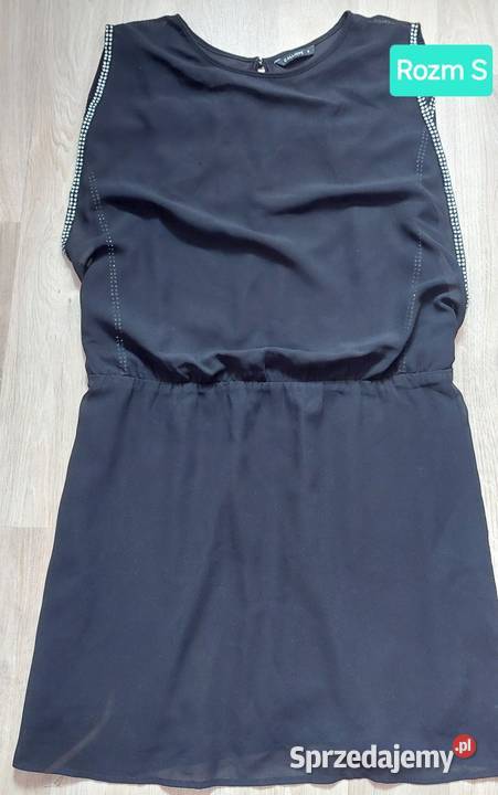 Sukienka tiulowa z podszewka bawełniana 36S śląskie