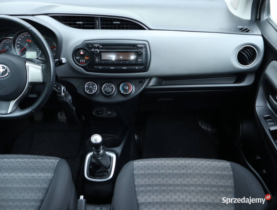 Toyota Yaris 133 Dual VVTi klimatyzacja mazowieckie